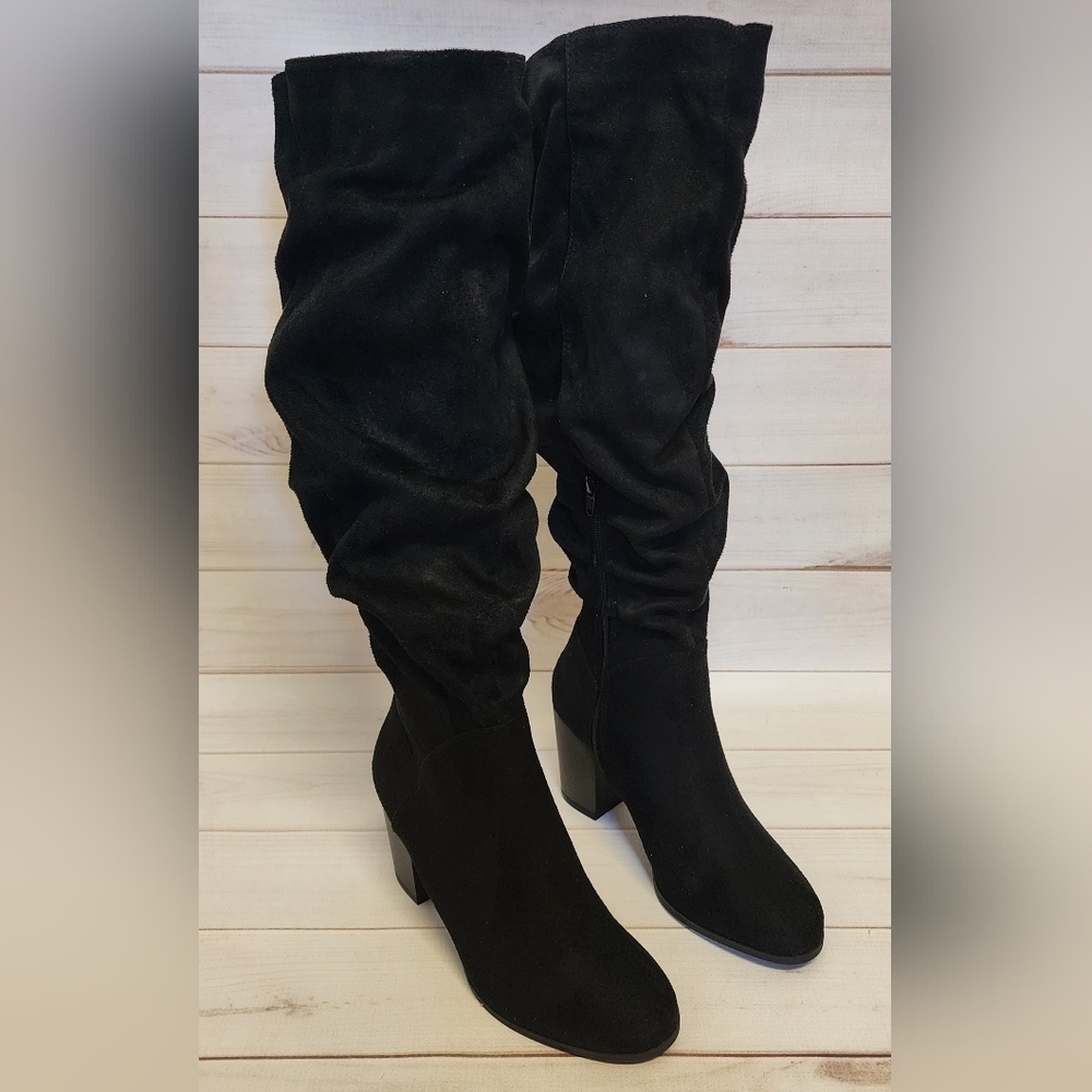 Material Girl Women's Cushioned Comfort Myah Block Heel Boot Size 8 - New In Box